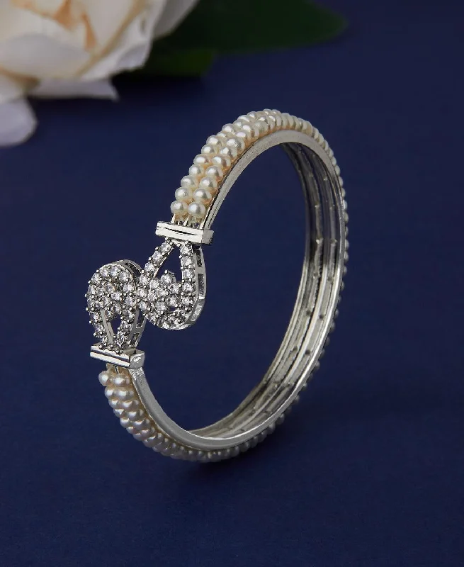 Beautiful and Classy Pearl Bangle