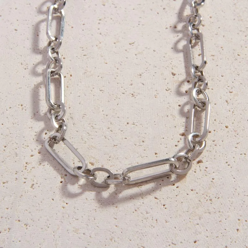 Catalda Silver Necklace